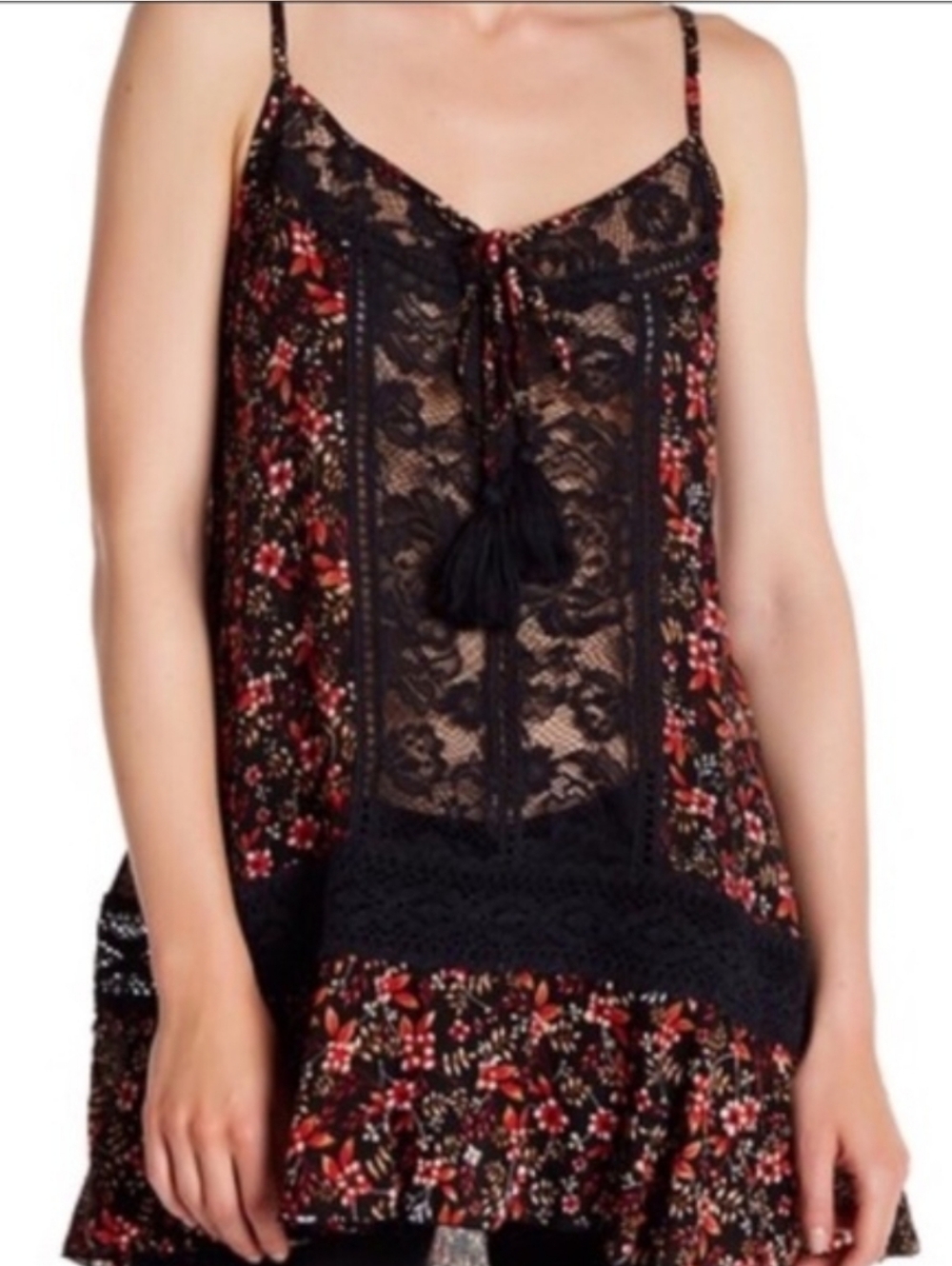 Floral Lace-Trim Beach Cover-Up in Black and Red